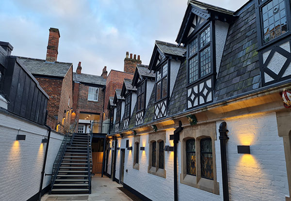 Benfield and Loxley: The Turl Street Mitre Renovation February 2021, Oxford